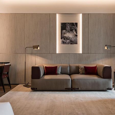 Fendi Private Suites - Small Luxury Hotels Of The World Rome Exterior photo